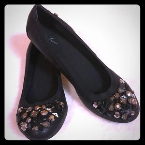 Vera Wang super comfy jeweled ballet slippers